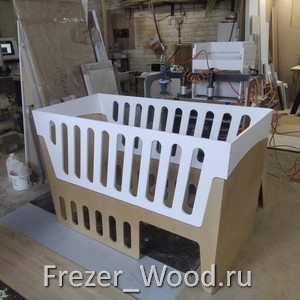 Детская кроватка из фанеры